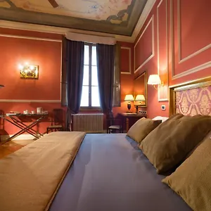 2* Bed and breakfast Boutique Torre De' Conti